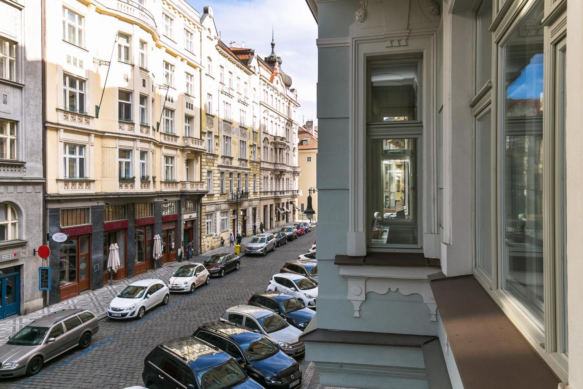 Wishlist Residences - Old Town Square Appartement *