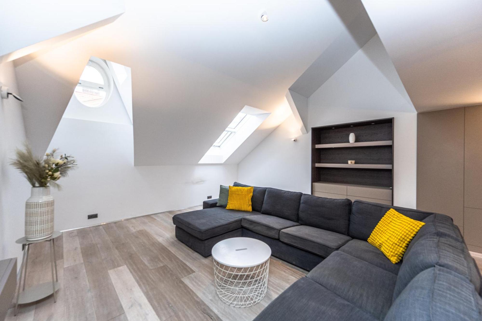 Wishlist Residences - Old Town Square Appartement *